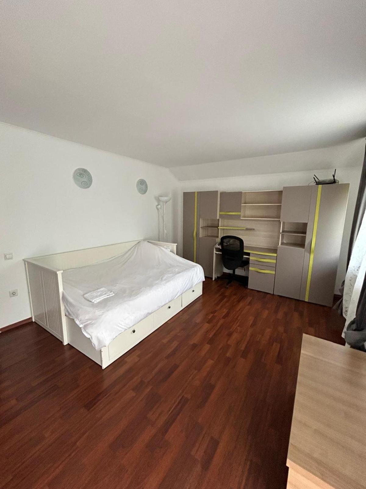 Vila De Inchiriat Aproape De Therme Balotesti Zewnętrze zdjęcie